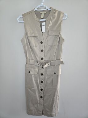 Banana Republic Sleeveless Utility Midi Dress in Light Beige/Taupe